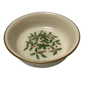 Vintage Lenox Special Holiday Presidential Holly Coupe Soup Bowl 
7.5 “